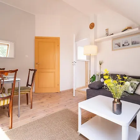 3 Maja Apartment *